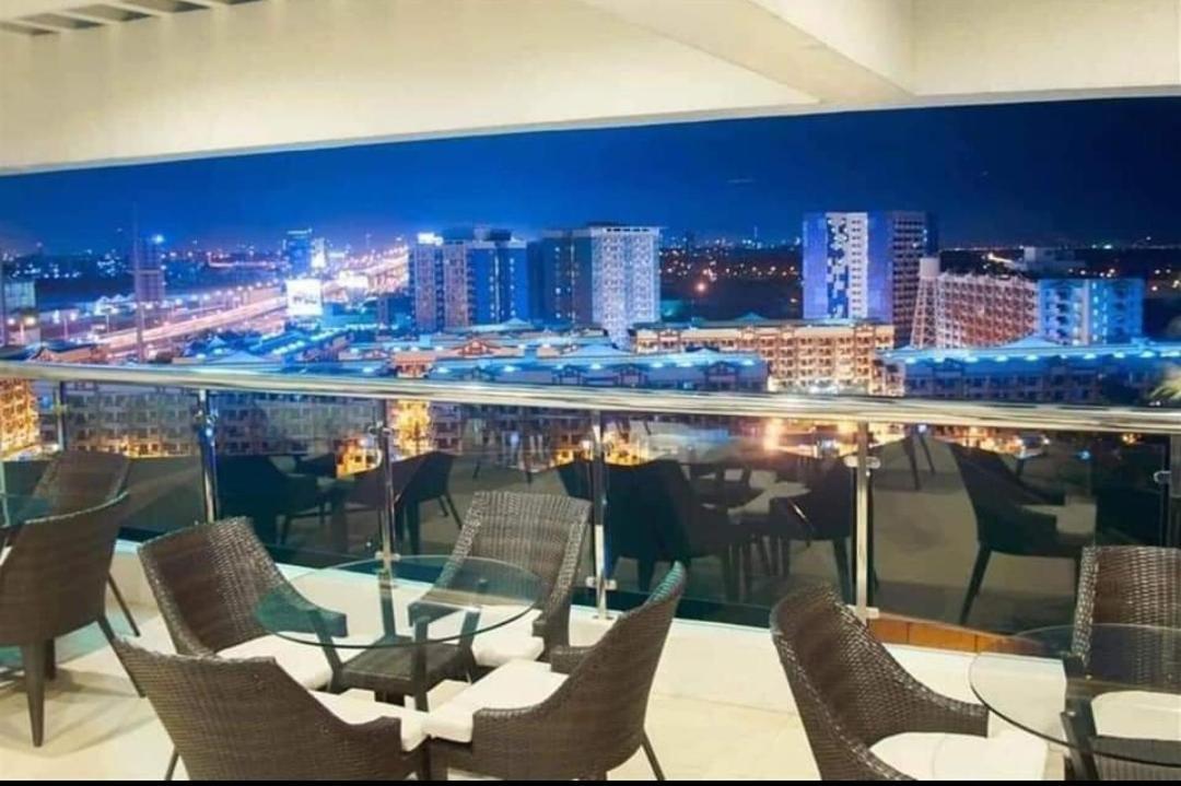 Room In Alabang Manila Exteriör bild